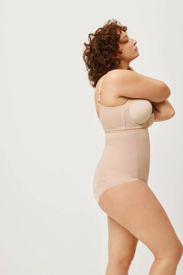 Ysabel Mora Alta Reducing Underwear Strap