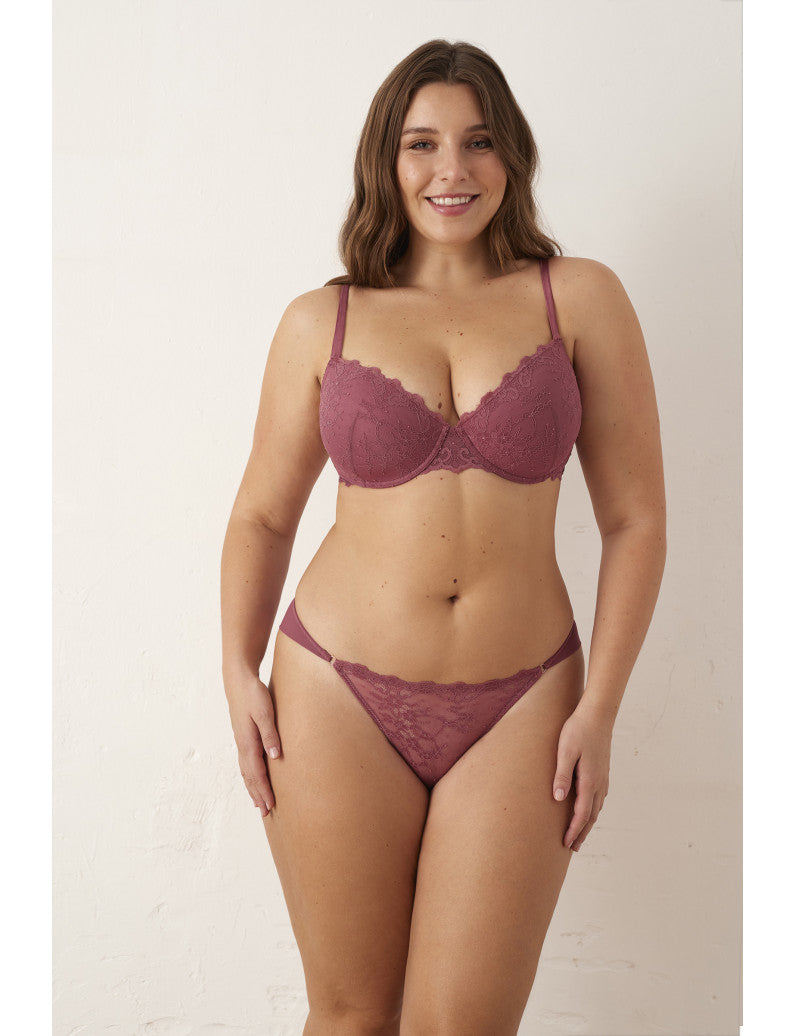 Conjunto Soutien com Aro Copa Spacer e Cueca